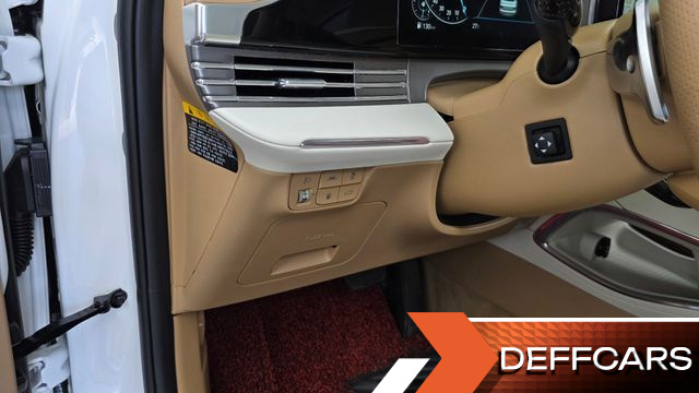 Hyundai GRANDEUR 3.3 Calligraphy купить на сайте DeffCars