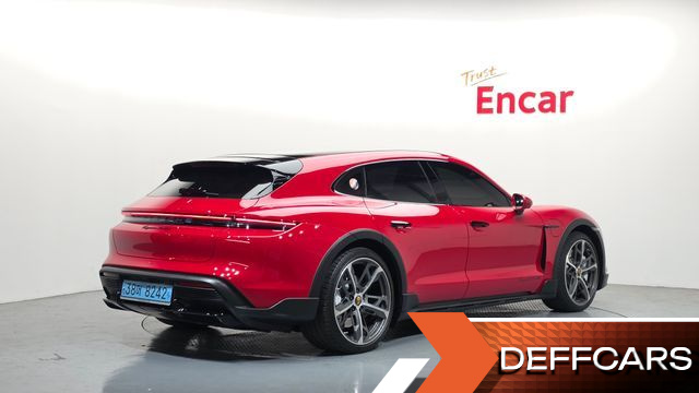 Porsche TAYCAN Turbo Cross Turismo купить на сайте DeffCars