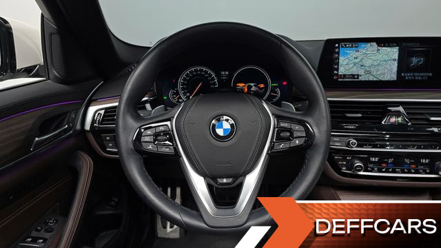 BMW 5-SERIES 530i xDrive M Sport Package Plus купить на сайте DeffCars