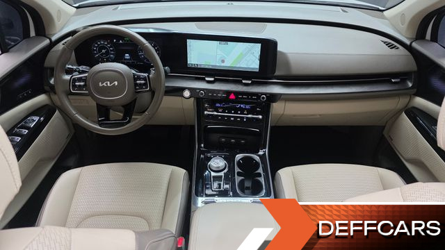 Kia CARNIVAL Gasoline 9-Seater Signature купить на сайте DeffCars