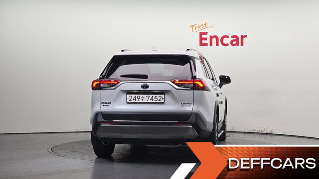 Toyota RAV4 2,5 4WD Hybrid LTD купить на сайте DeffCars