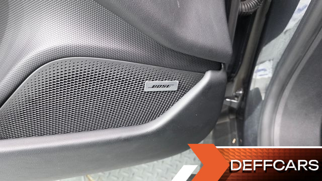 Porsche TAYCAN Base купить на сайте DeffCars