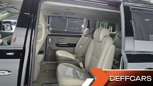 Kia CARNIVAL 9-Seater Prstige купить на сайте DeffCars