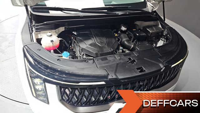 Kia CARNIVAL 9-Seater Noblesse купить на сайте DeffCars