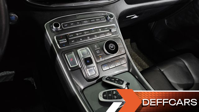 Hyundai SANTAFE Diesel 2.2 2WD Premium Choice купить на сайте DeffCars
