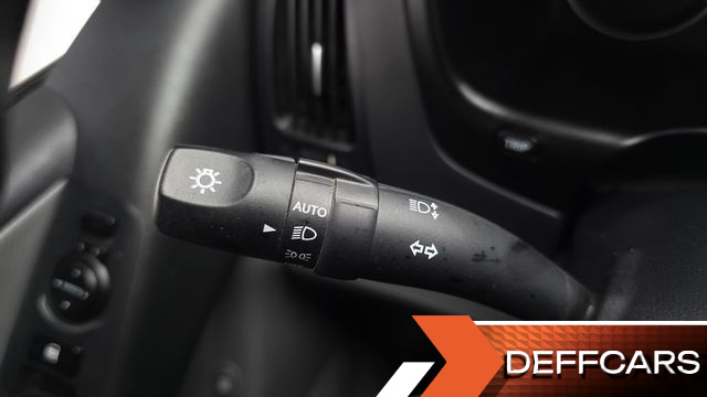 Hyundai STAREX 4WD Wagon 12-Seater Modern купить на сайте DeffCars