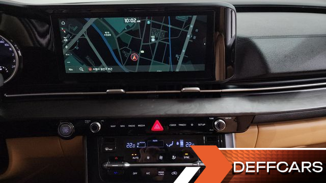 Kia CARNIVAL 9-Seater Prestige купить на сайте DeffCars