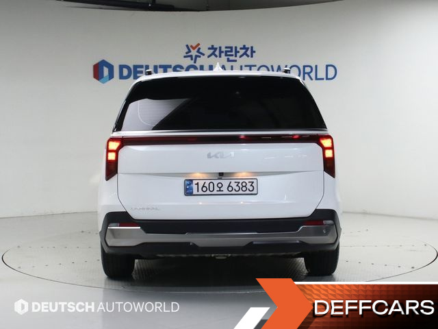 Kia CARNIVAL Gasoline 9-Seater Signature купить на сайте DeffCars