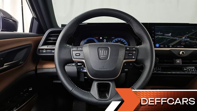 Toyota CROWN 2.5 4WD Hybrid купить на сайте DeffCars
