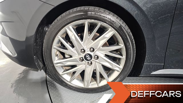Hyundai GRANDEUR 2.5 Calligraphy купить на сайте DeffCars