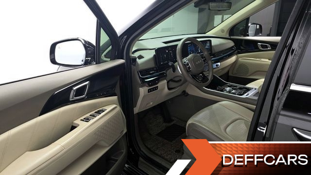 Kia CARNIVAL Gasoline 4-Seater Hi Limousine Signature купить на сайте DeffCars
