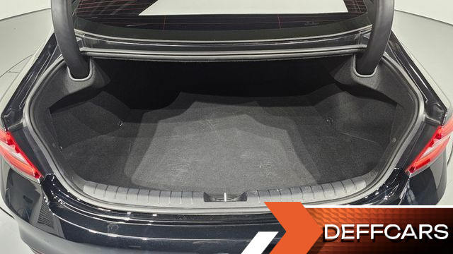 Hyundai GRANDEUR 2.4 Exclusive Special купить на сайте DeffCars