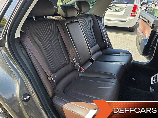 Hyundai GRANDEUR 2,5 Gasoline 2WD Premium купить на сайте DeffCars