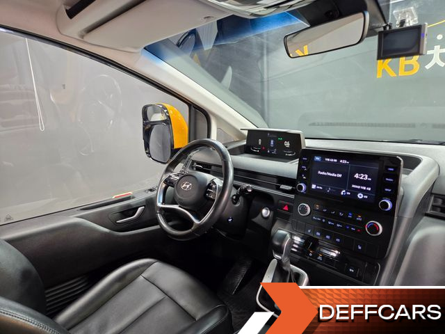 Hyundai STARIA L3.5  Kinder Safety Car 11-Seater купить на сайте DeffCars