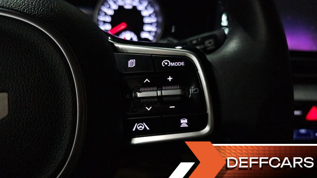 Kia CARNIVAL 9-Seater Prestige купить на сайте DeffCars
