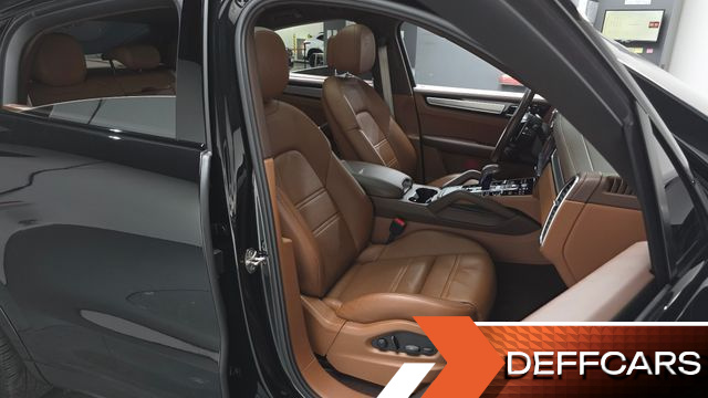 Porsche CAYENNE 3.0 E-HYBRID COUPE PLATINUM EDITION купить на сайте DeffCars