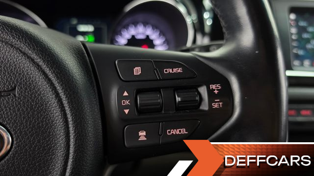 Kia CARNIVAL 9-seater Prestige купить на сайте DeffCars