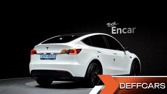 Tesla MODEL Y Standard Range RWD купить на сайте DeffCars
