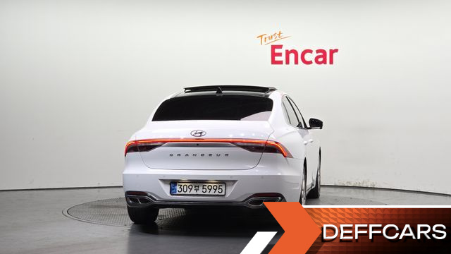 Hyundai GRANDEUR Calligraphy купить на сайте DeffCars