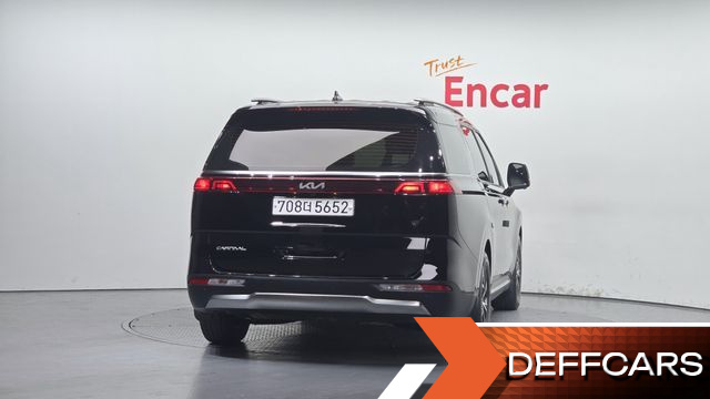 Kia CARNIVAL 11-Seater Signature купить на сайте DeffCars