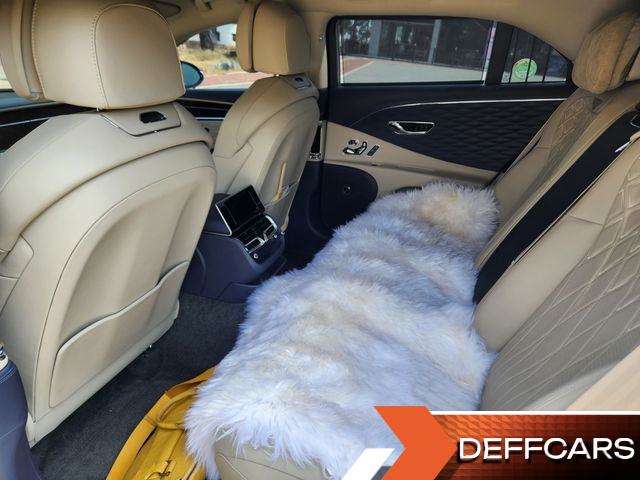 Bentley FLYING SPUR 4.0 купить на сайте DeffCars