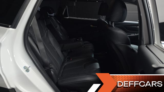 Hyundai SANTAFE Gasoline 2.0T 2WD Prestige купить на сайте DeffCars