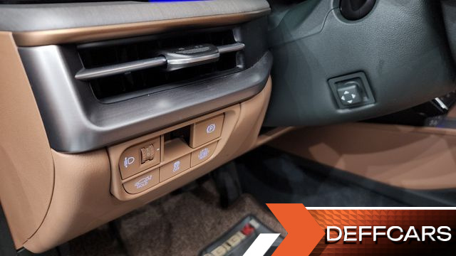 Hyundai GRANDEUR Calligraphy купить на сайте DeffCars