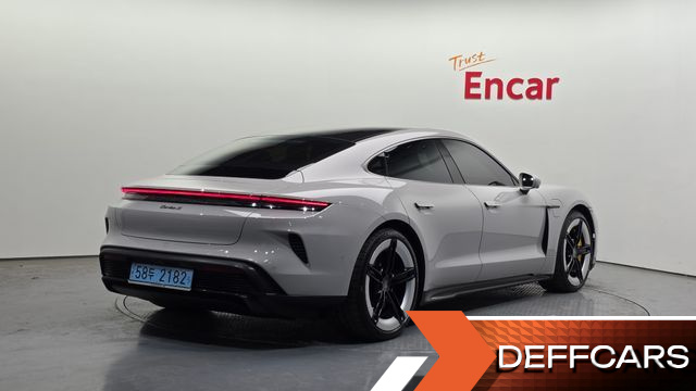 Porsche TAYCAN Turbo S купить на сайте DeffCars