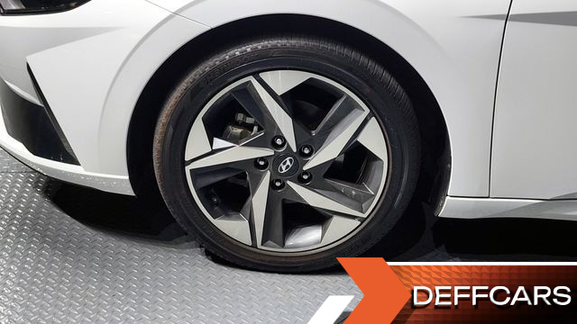 Hyundai AVANTE Inspiration купить на сайте DeffCars