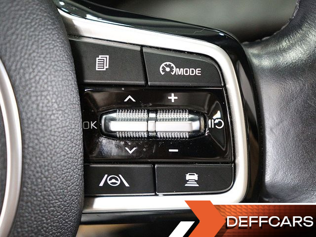 Kia CARNIVAL 9-Seater Prestige купить на сайте DeffCars