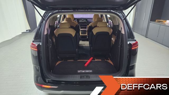 Kia CARNIVAL Gasoline 9-Seater Prestige купить на сайте DeffCars