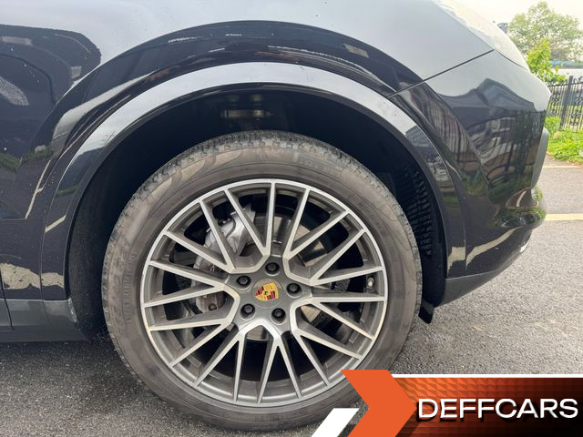 Porsche CAYENNE 3.0 купить на сайте DeffCars