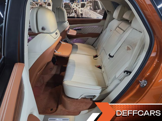 Bentley BENTAYGA 4.0 V8 Azure купить на сайте DeffCars