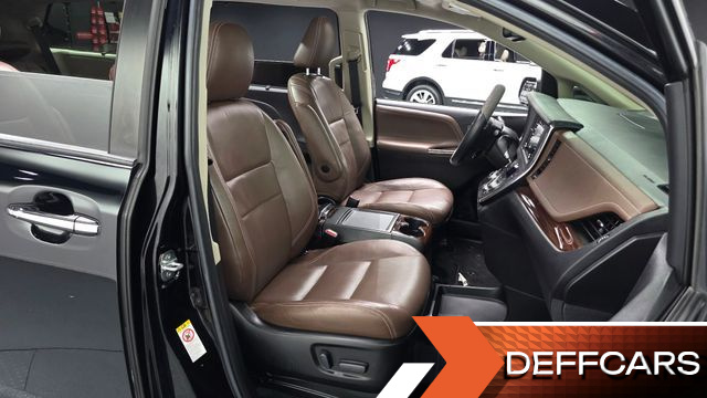 Toyota SIENNA 3.5 купить на сайте DeffCars