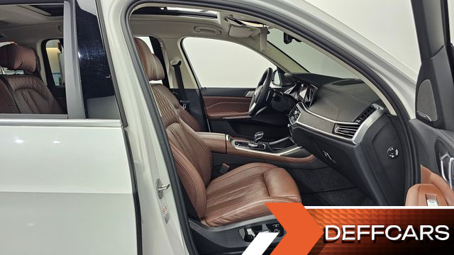 BMW X7 xDrive 40i Design Pure Excellence 7-Seater купить на сайте DeffCars