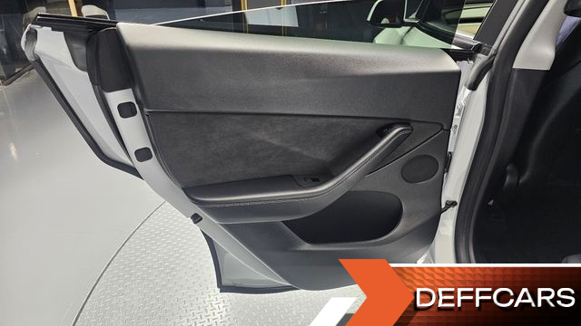 Tesla MODEL Y Long Range AWD купить на сайте DeffCars