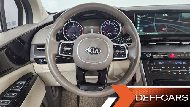 Kia CARNIVAL 9-Seater Noblesse купить на сайте DeffCars