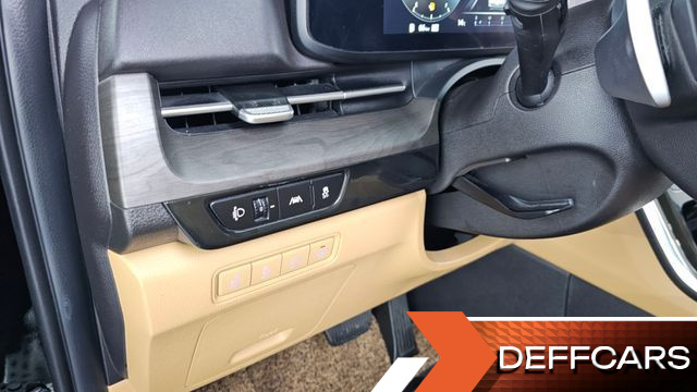 Kia CARNIVAL 9-Seater Noblesse купить на сайте DeffCars