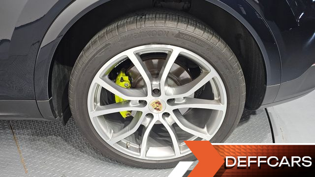 Porsche CAYENNE 3.0 E-Hybrid купить на сайте DeffCars