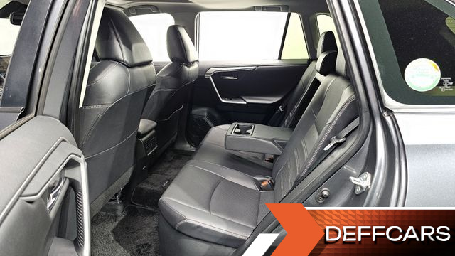 Toyota RAV4 2,5 4WD Hybrid LTD купить на сайте DeffCars