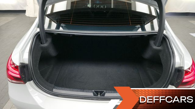 Mercedes A-CLASS AMG A35 4MATIC Sedan купить на сайте DeffCars