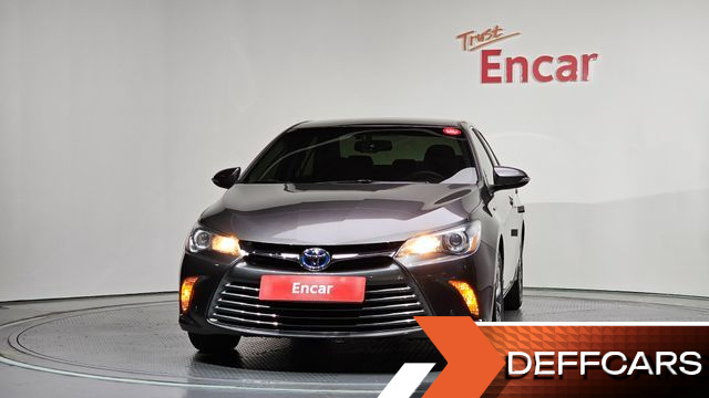 Toyota CAMRY Hybrid LE купить на сайте DeffCars