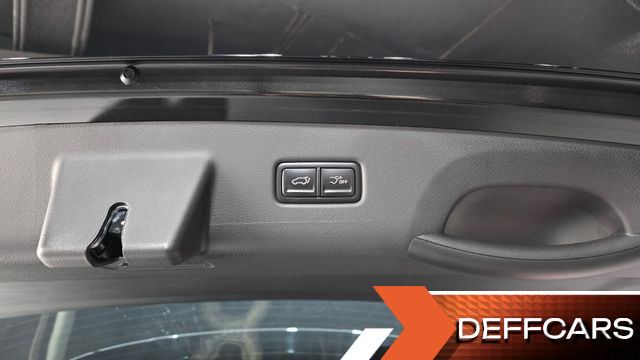 Kia CARNIVAL 7-Seater Noblesse купить на сайте DeffCars