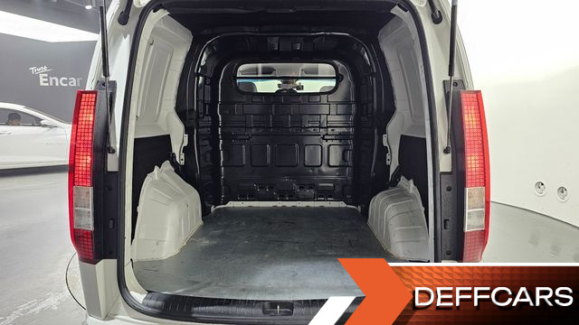 Hyundai STARIA Cargo 5-Seater Modern купить на сайте DeffCars