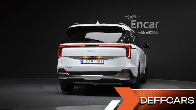 Kia CARNIVAL 7-Seater Signature купить на сайте DeffCars