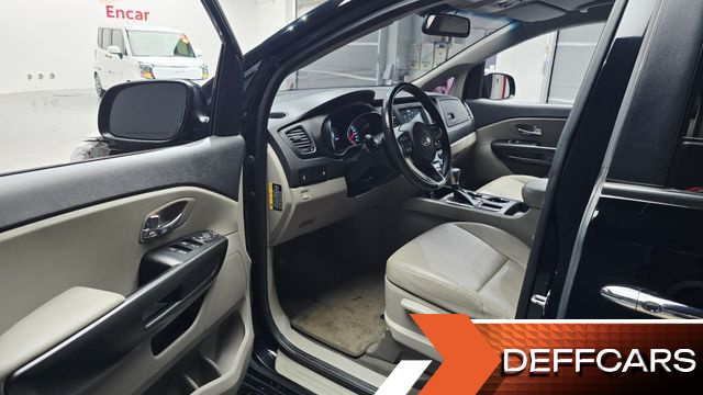 Kia CARNIVAL 9-Seater Luxury купить на сайте DeffCars