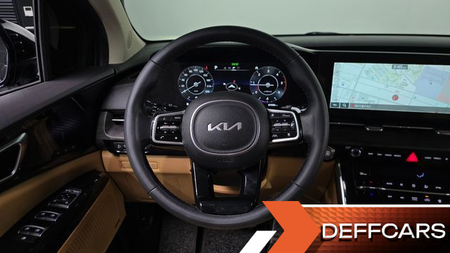 Kia CARNIVAL 7-Seater Signature купить на сайте DeffCars