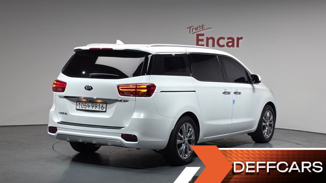 Kia CARNIVAL 9-Seater Noblesse Special купить на сайте DeffCars