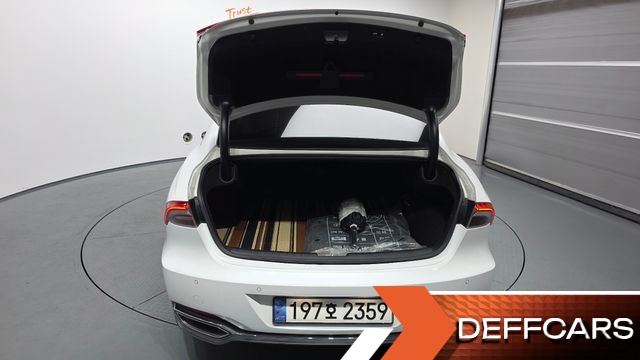 Hyundai GRANDEUR Le Blanc купить на сайте DeffCars