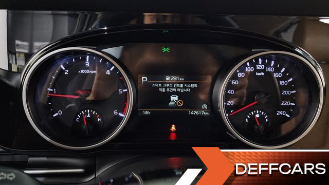 Kia CARNIVAL 9-Seater Prestige купить на сайте DeffCars